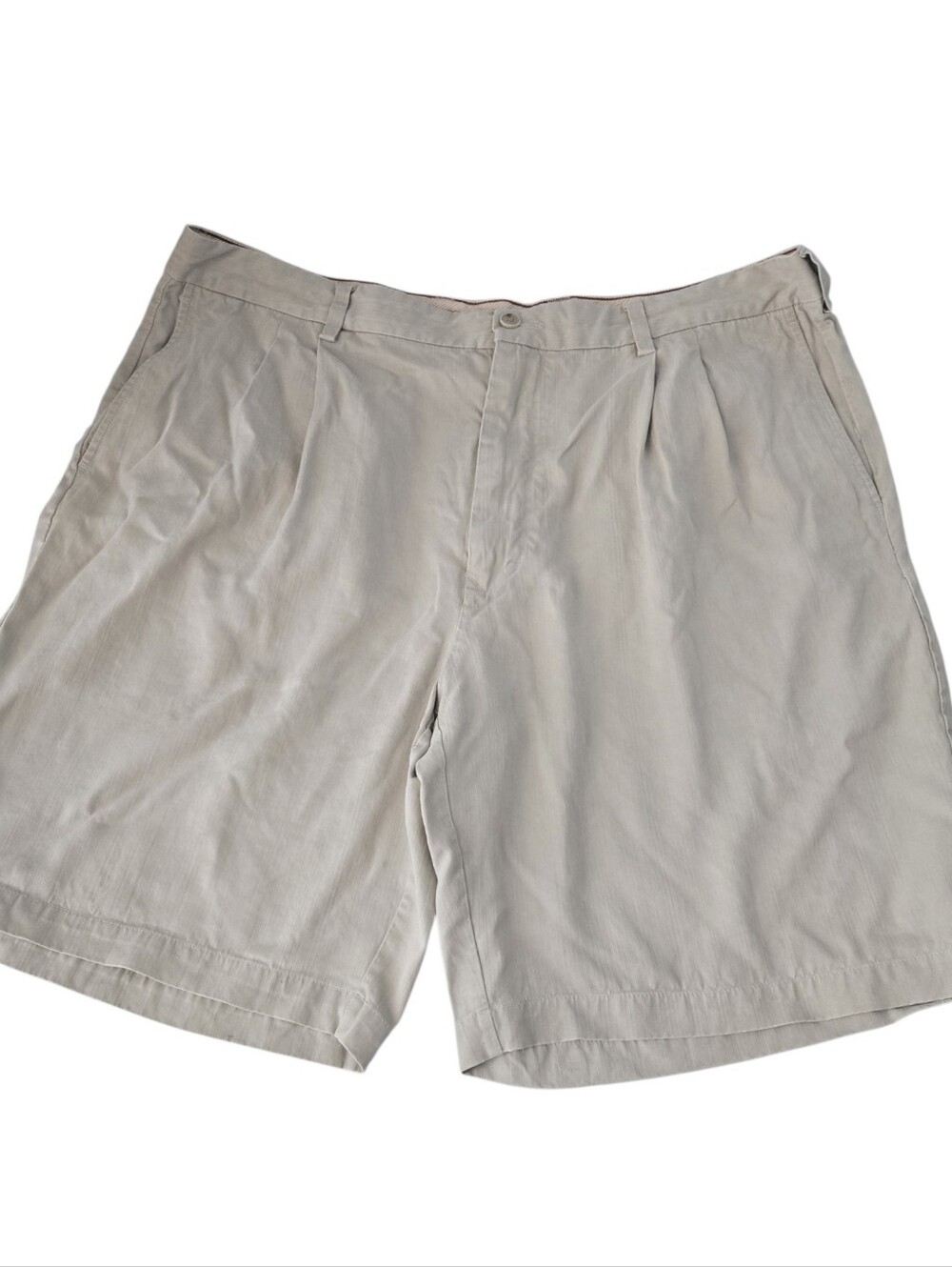 Tommy Bahama Men's Classic Lightweight Khaki Shorts Silk/ Rayon 38